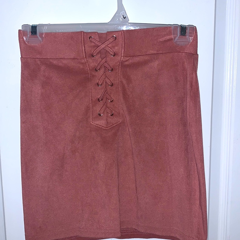 mini forever 21 skirt!